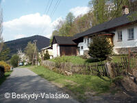 Cesta přes Hukvaldy